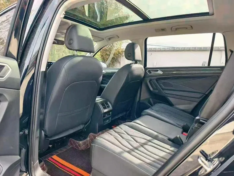 大众途观 后面外观一