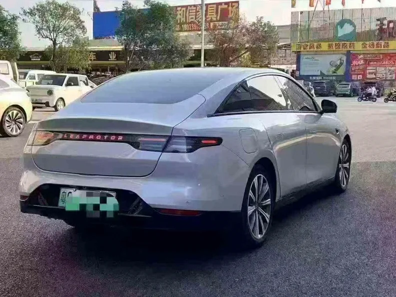 零跑汽车C01 内饰后排