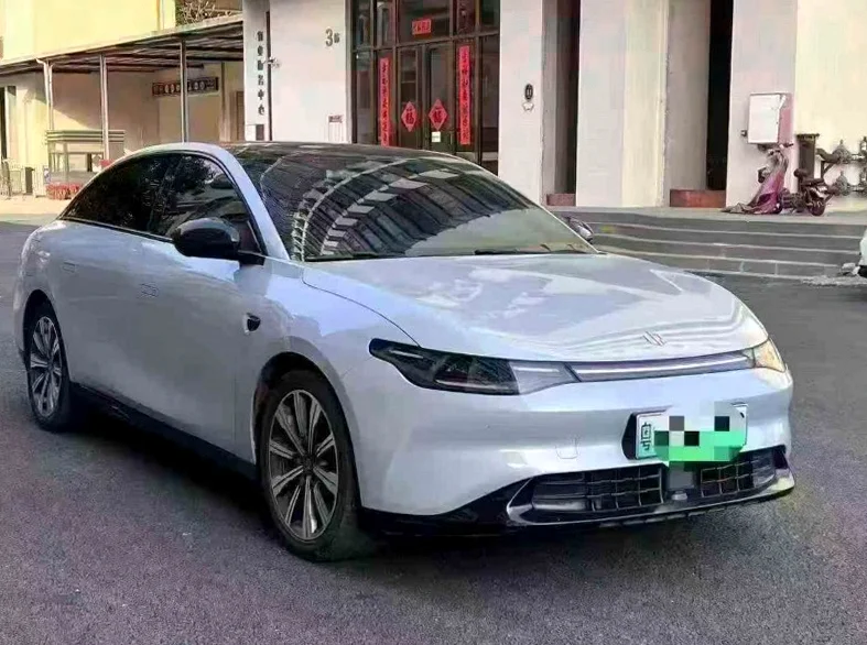 零跑汽车C01 正面外观三