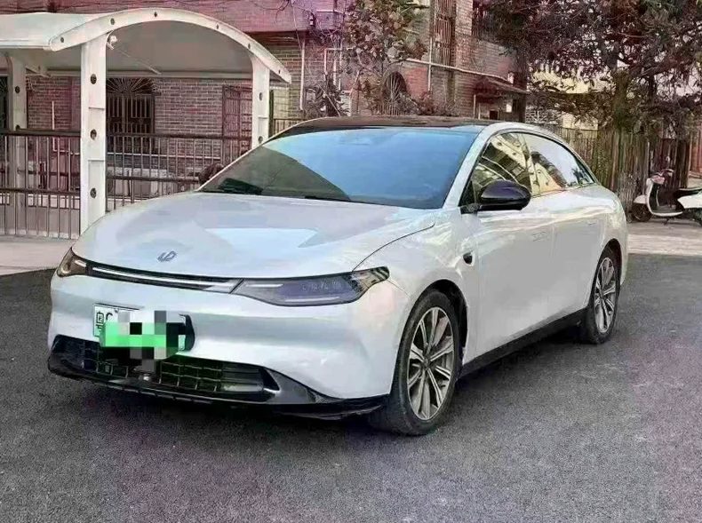 零跑汽车C01 正面外观二