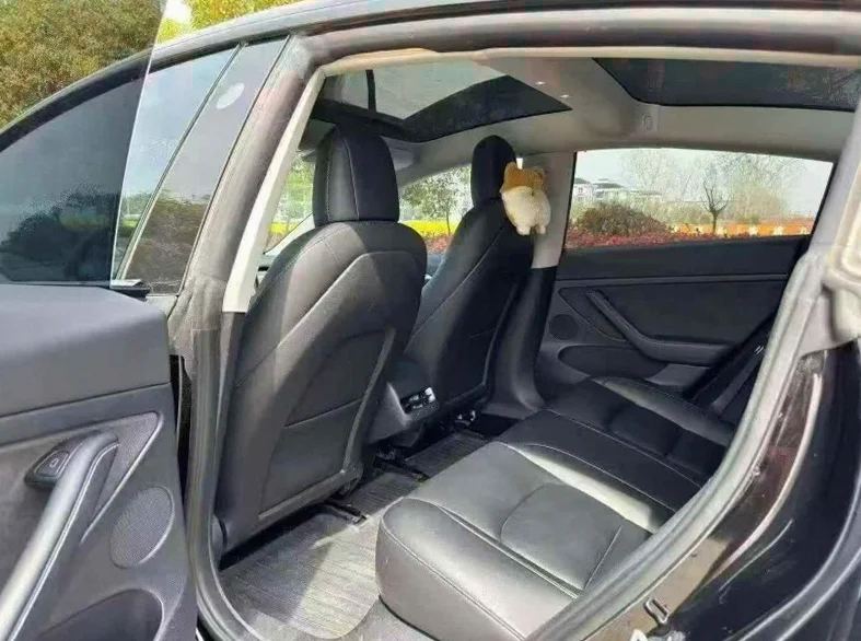 特斯拉MODEL 内饰前排