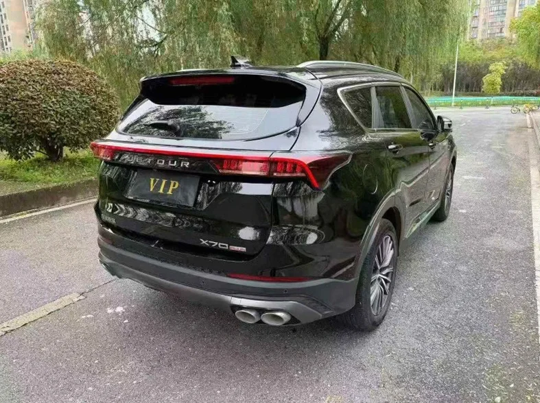 奇瑞捷途 内饰后排