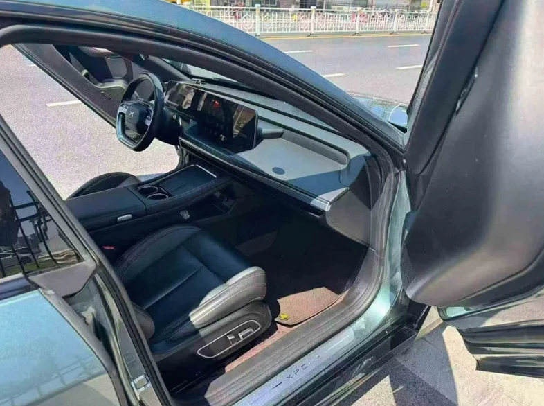 小鹏汽车p7 后面外观二