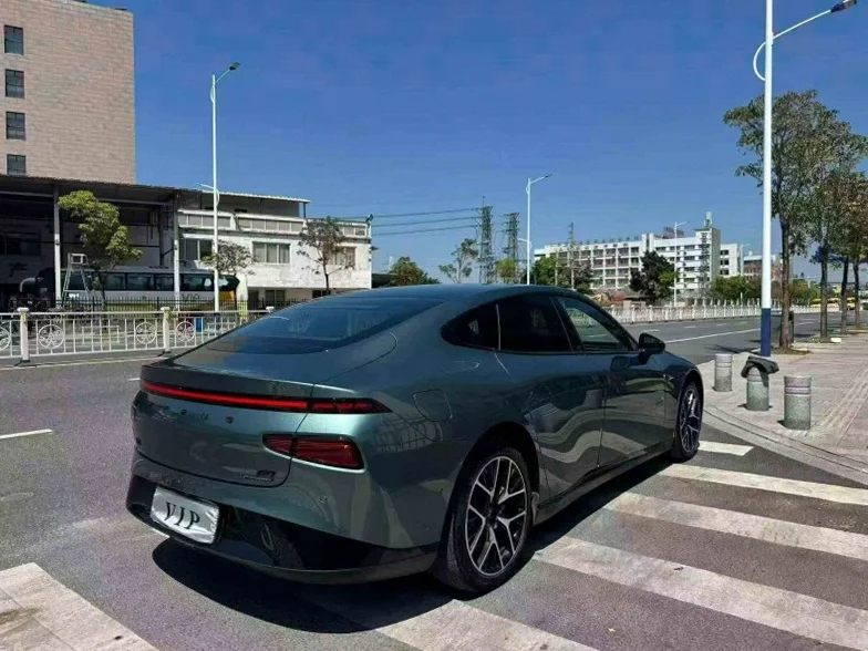 小鹏汽车p7 驾驶室