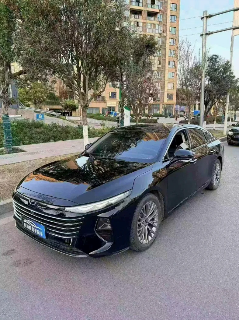 奔腾B70 正面外观二