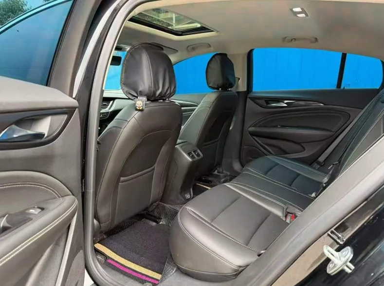 别克君威 后面外观二