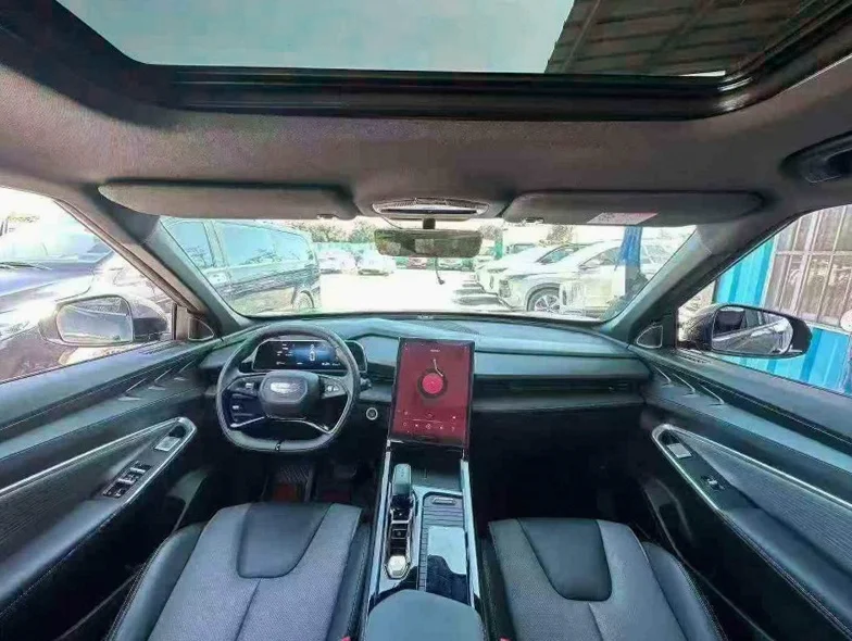 吉利博越 后面外观二