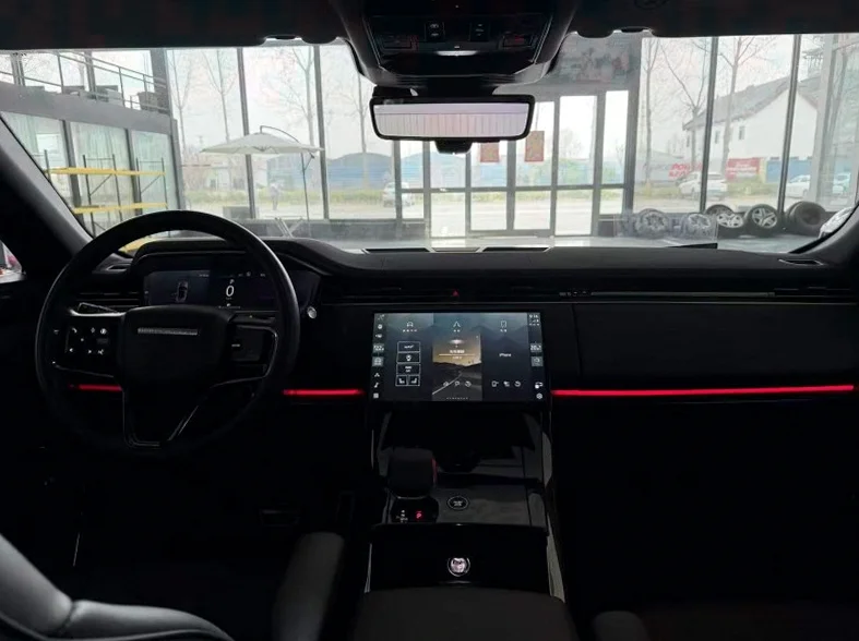 路虎揽胜运动 正面外观三