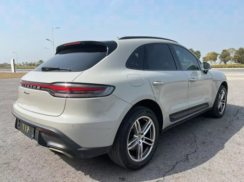 保时捷Macan 内饰后排