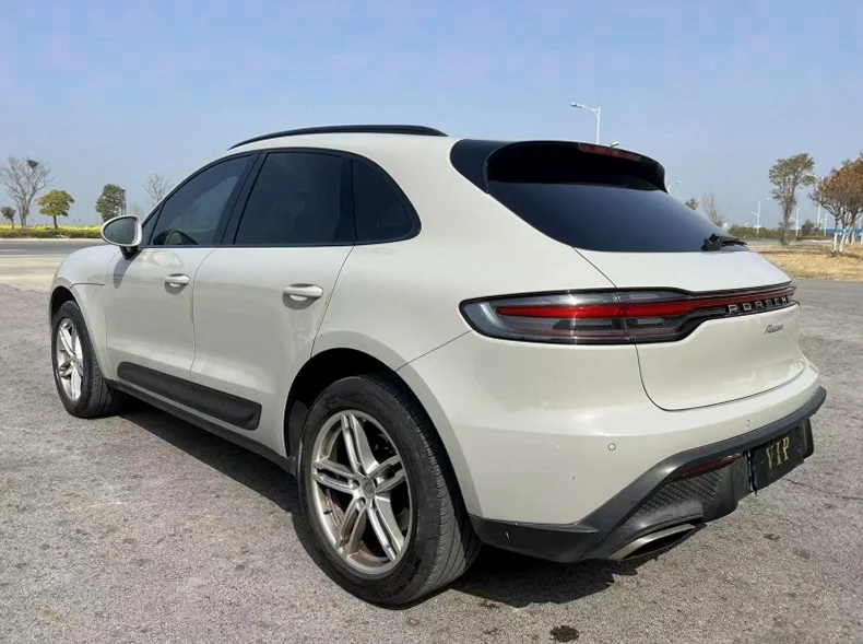 保时捷Macan 正面外观三