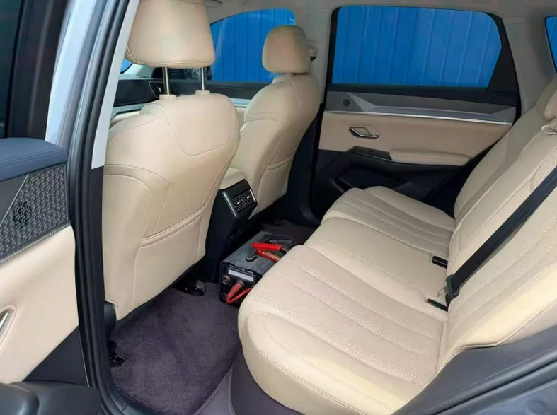 比亚迪宋 后面外观一