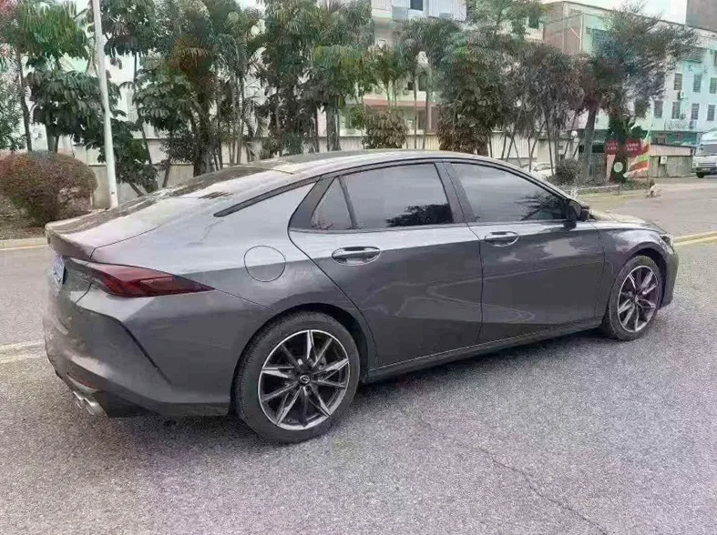 传祺影豹 驾驶室