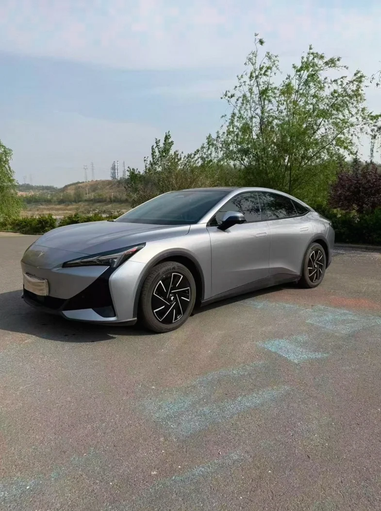 极狐汽车阿尔法 内饰后排