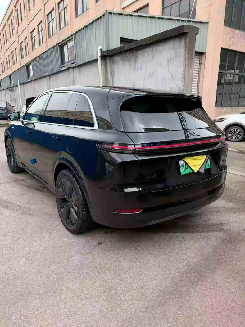 理想L7 内饰后排