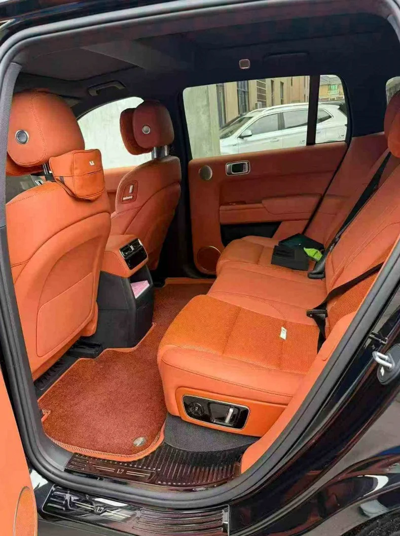 理想L7 后面外观三