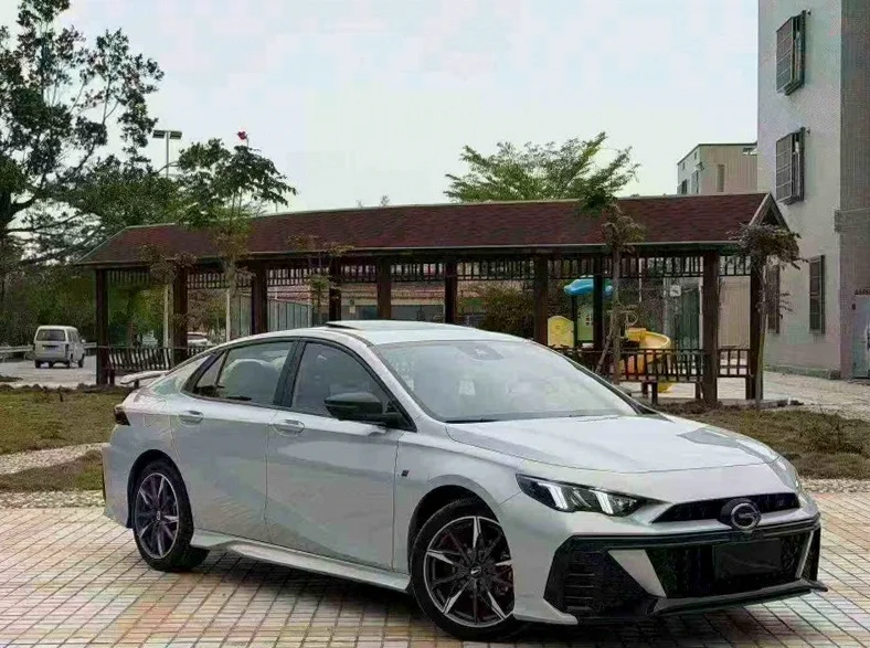 传祺影豹 正面外观二