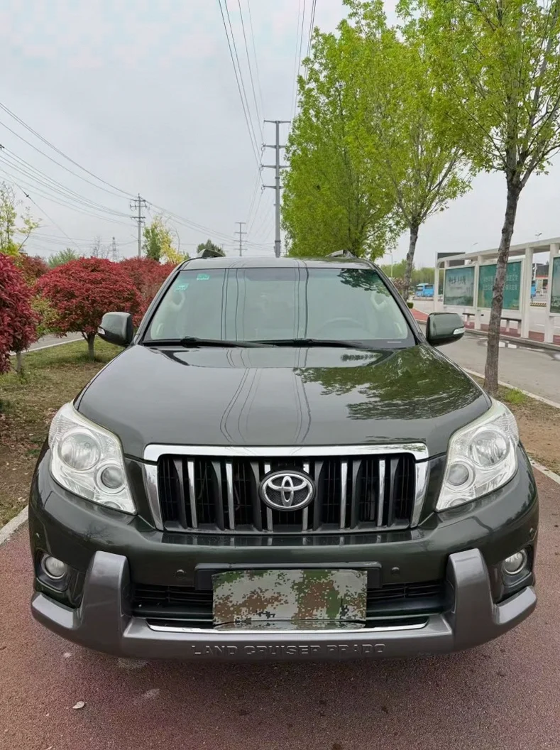 差几天11年丰田普拉多4000中规七座高配