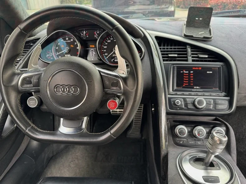 奥迪R8 后面外观二