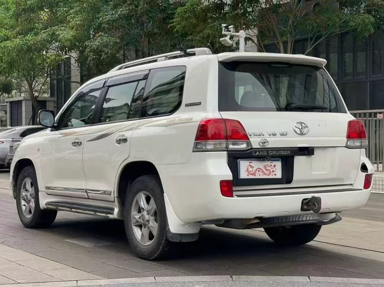丰田兰德酷路泽 内饰后排