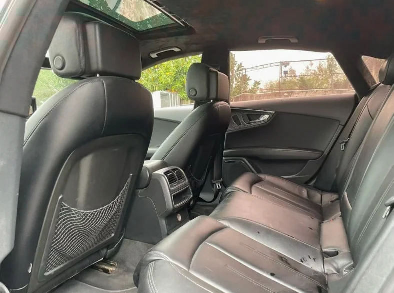 奥迪A7L 后面外观二