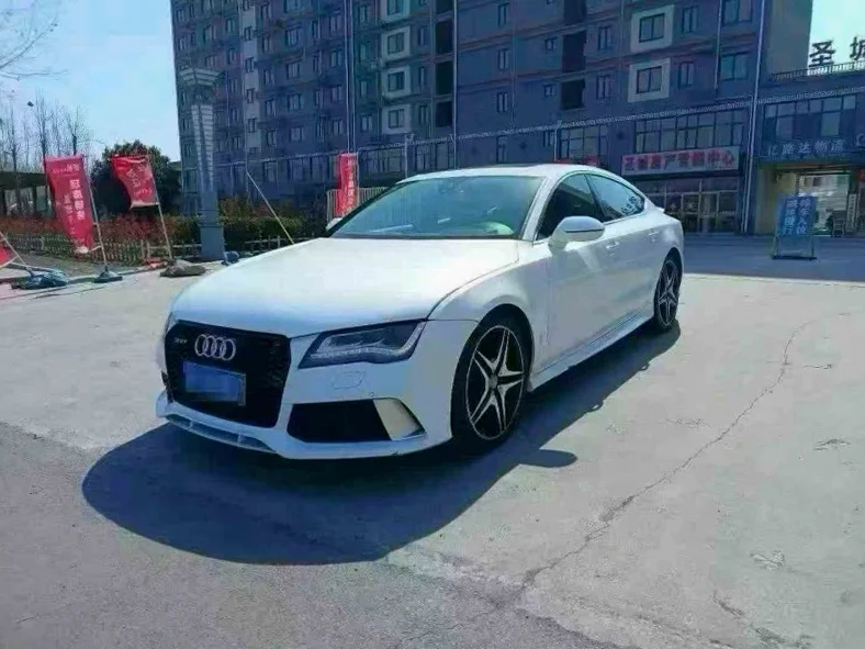 奥迪A7L 正面外观二