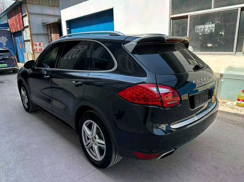 保时捷卡宴 内饰前排