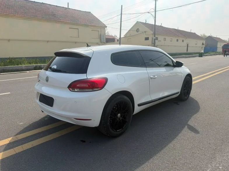 大众尚酷 后面外观一