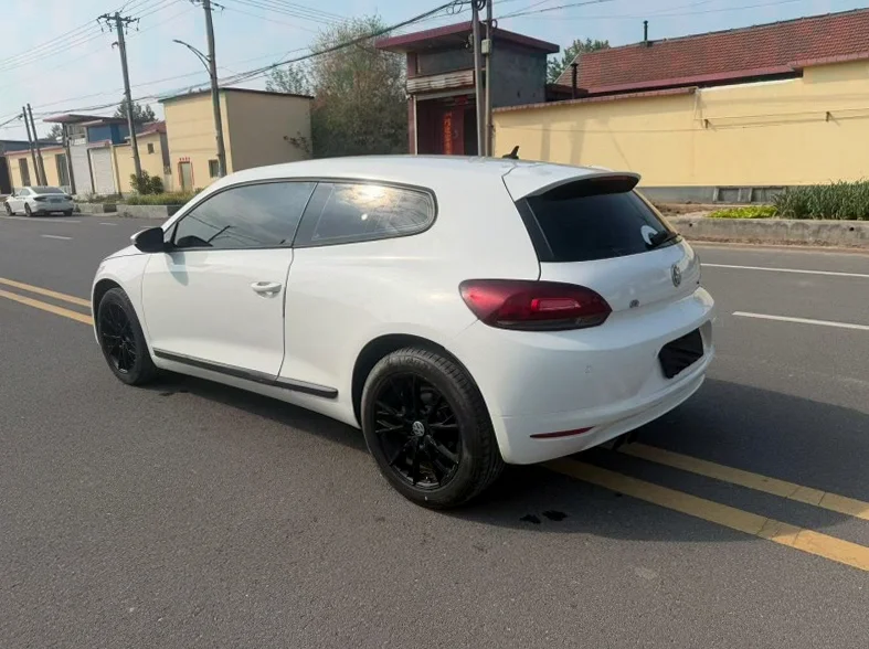 大众尚酷 驾驶室