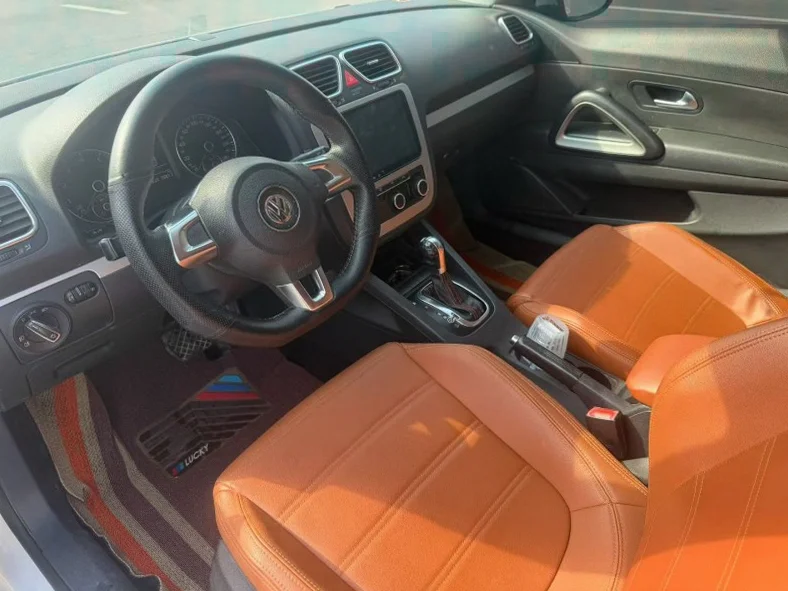 大众尚酷 内饰后排