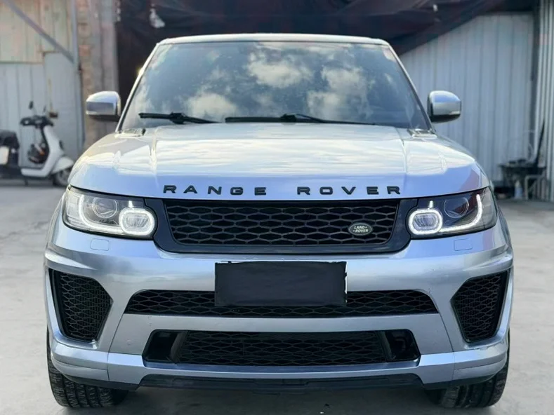 14年路虎揽胜运动版3.0T四驱顶配