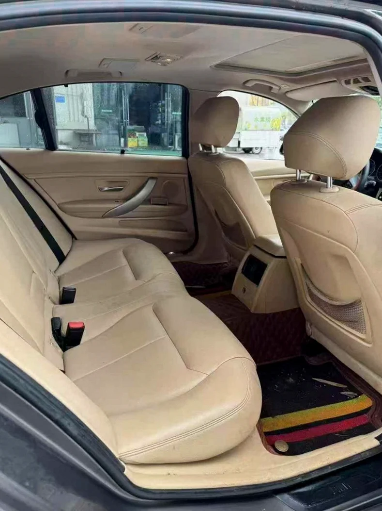 宝马3系 正面外观三