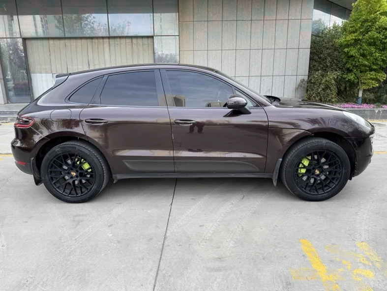 保时捷Macan 内饰后排