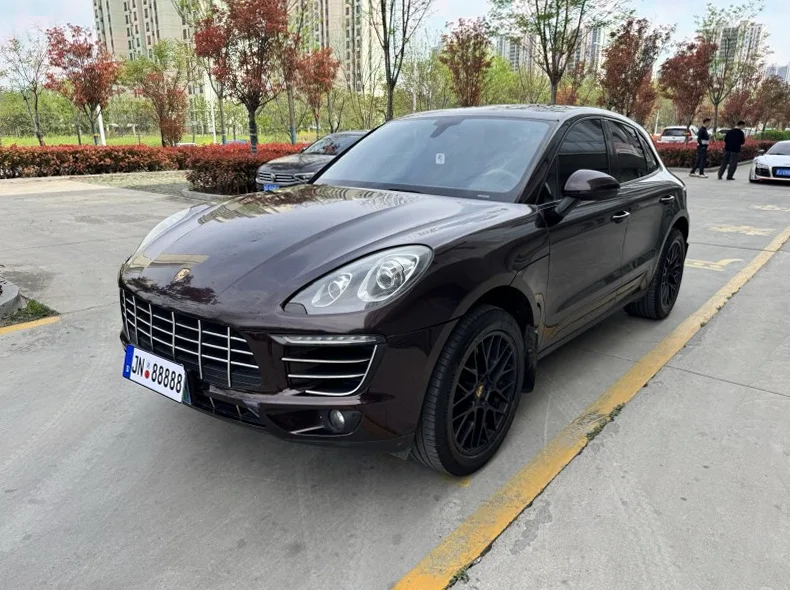 保时捷Macan 内饰前排