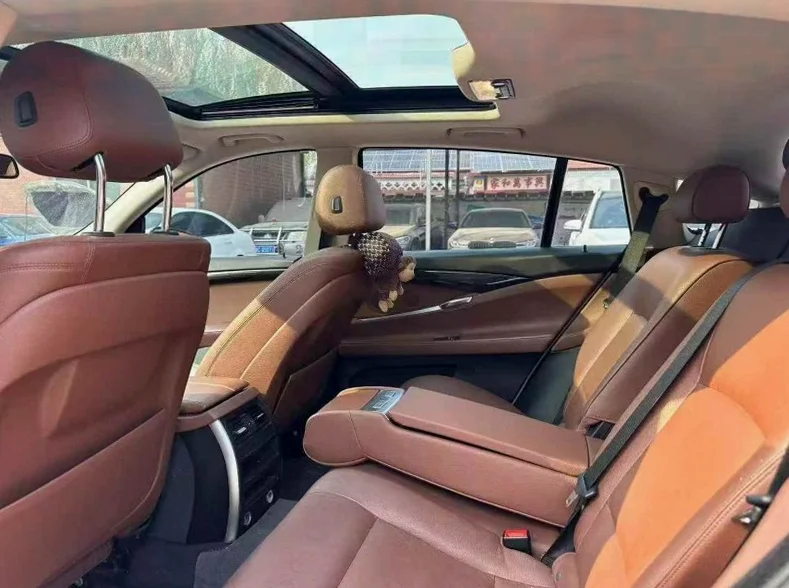 宝马5系 后面外观三