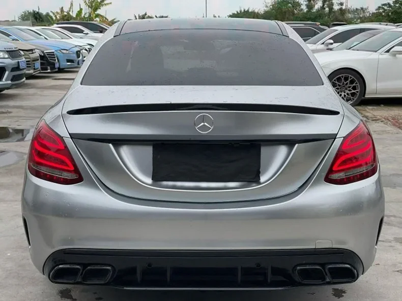 奔驰C 内饰后排