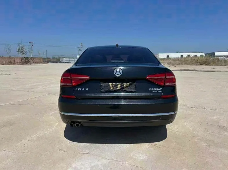 大众帕萨特 驾驶室