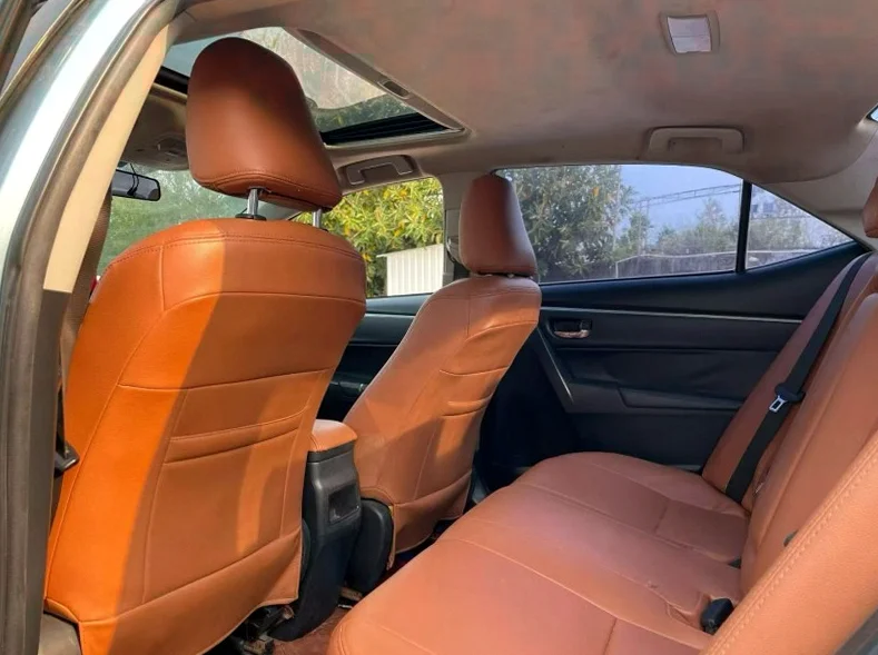 丰田卡罗拉 后面外观二