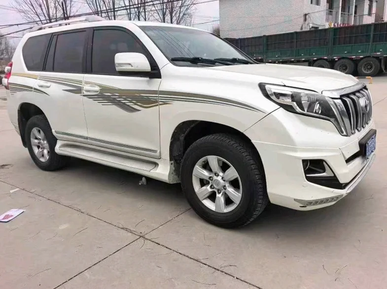 丰田普拉多 后面外观三