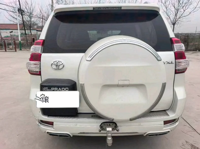 丰田普拉多 正面外观二
