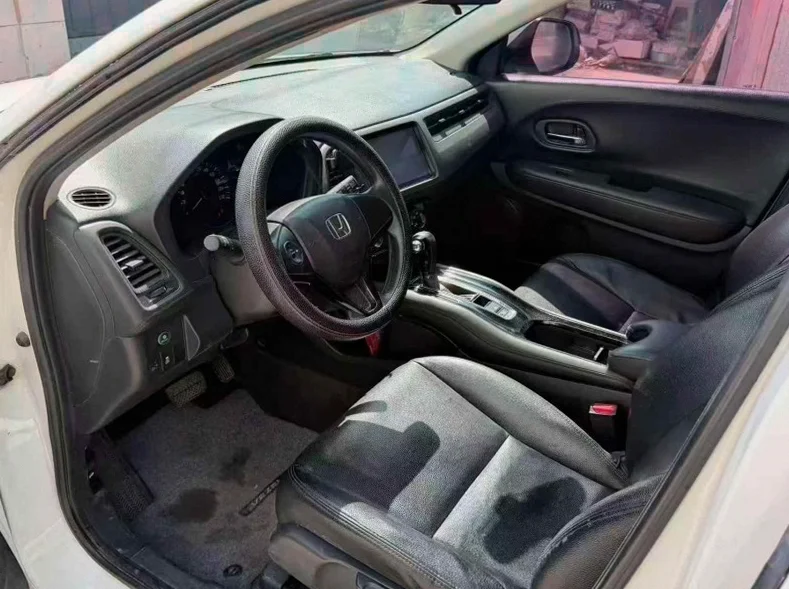 本田缤智 后面外观三