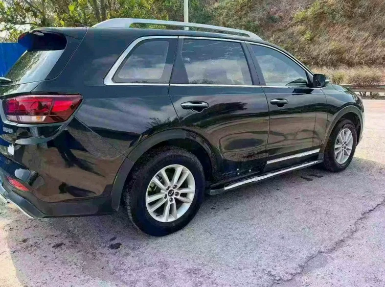 起亚KX7 内饰前排