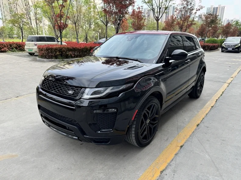 路虎极光 正面外观二