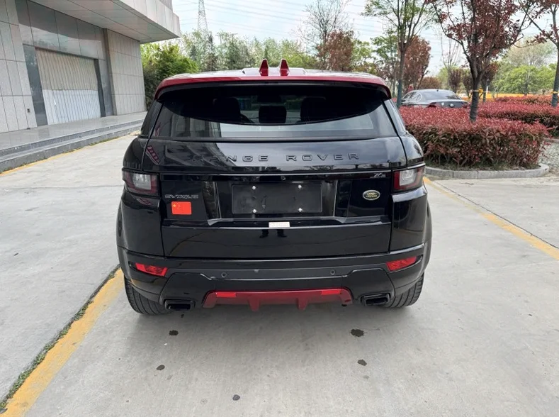 路虎极光 内饰前排