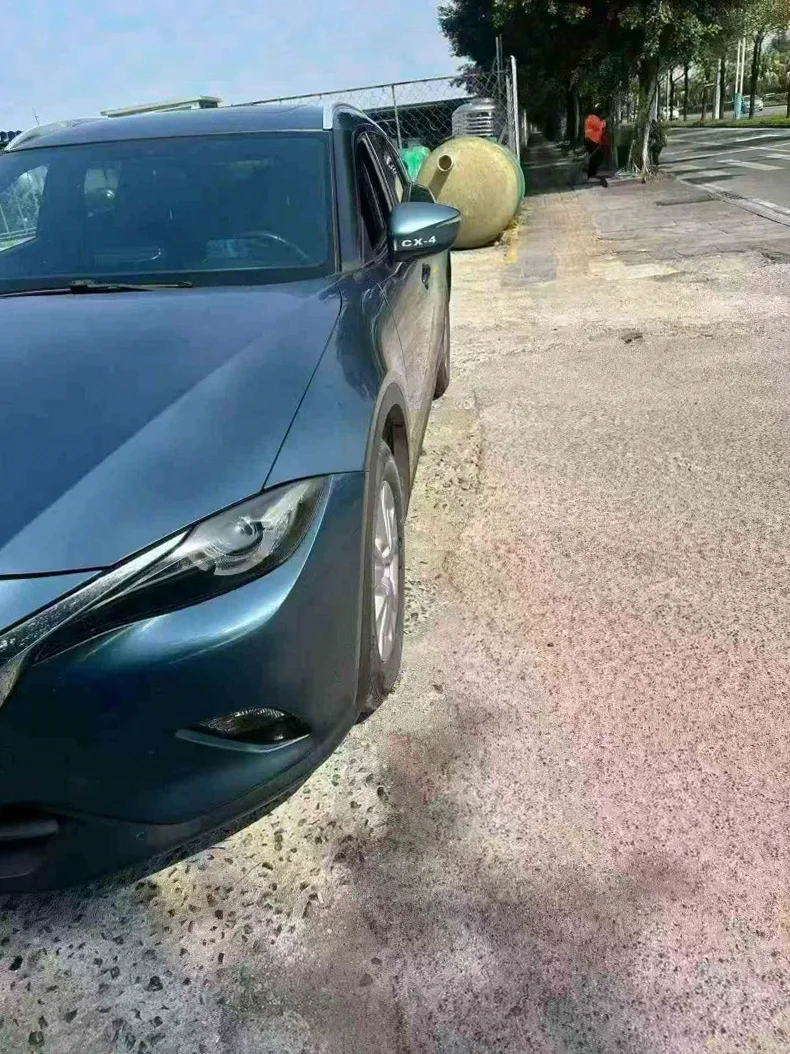 马自达CX-4 正面外观三