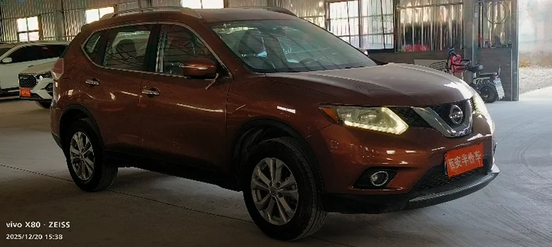 日产奇骏 后面外观二