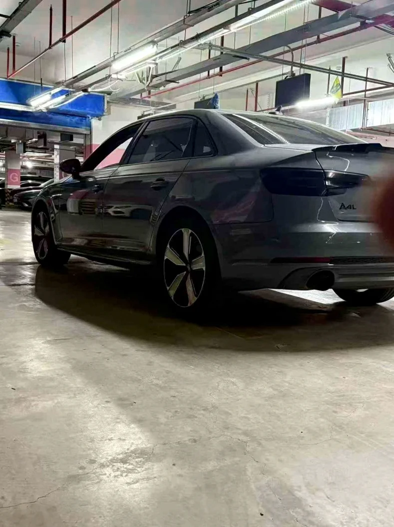 奥迪A4L 后面外观三