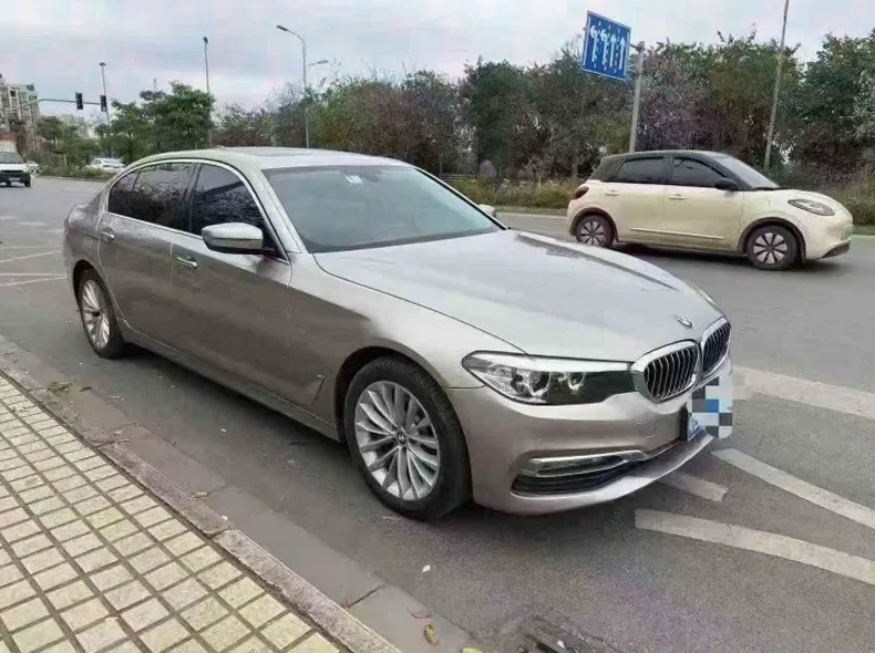 宝马5系 正面外观二