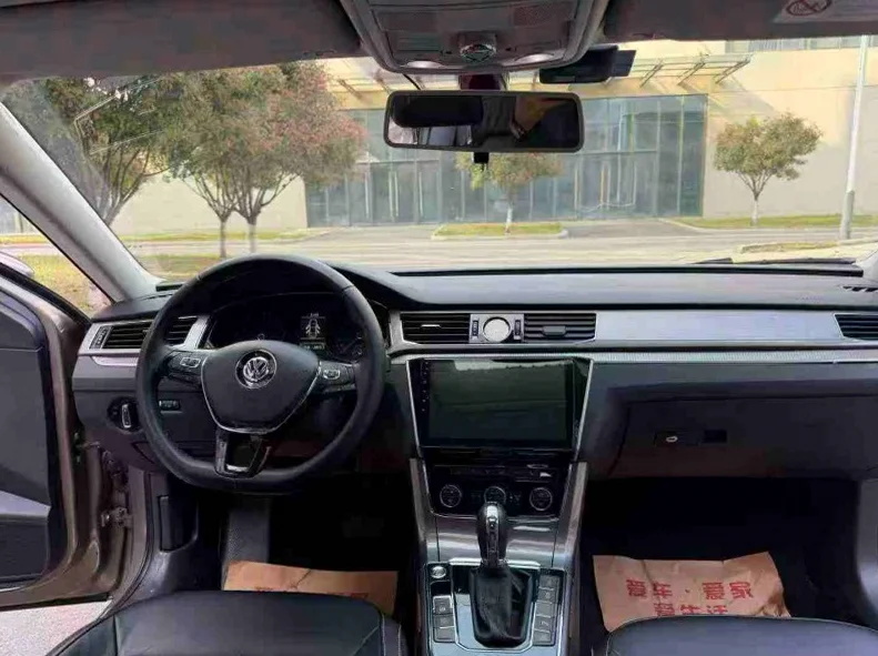 大众帕萨特 后面外观三