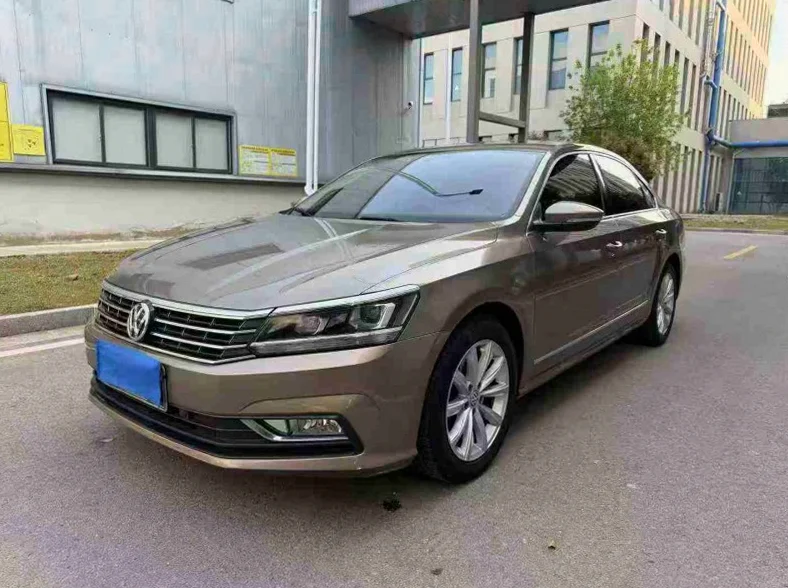 大众帕萨特 正面外观三