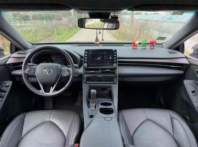 丰田亚洲龙 后面外观一